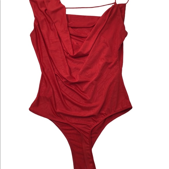 ASTR - ASYMMETRICAL BODYSUIT Salsa (color) - NWOT Size M - Picture 6 of 16